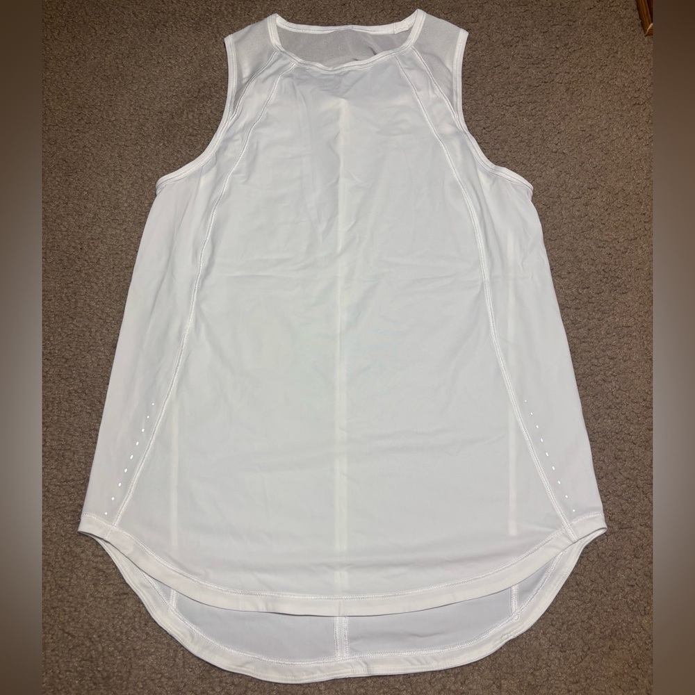 Lululemon Sculpture Tank See measurements for size!